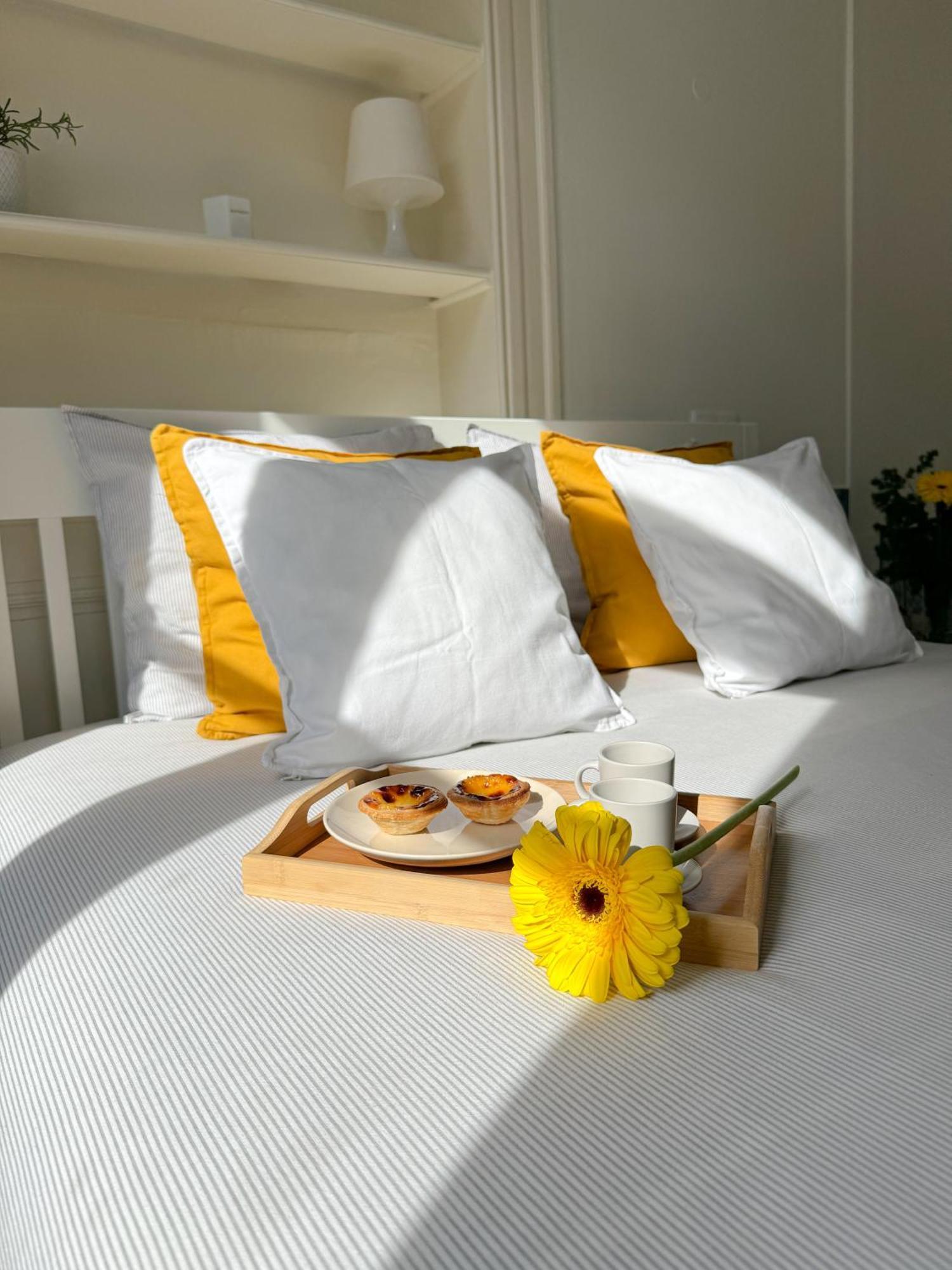 Cozy Room With Shared Bathroom On Rua Augusta Lisboa Exterior foto