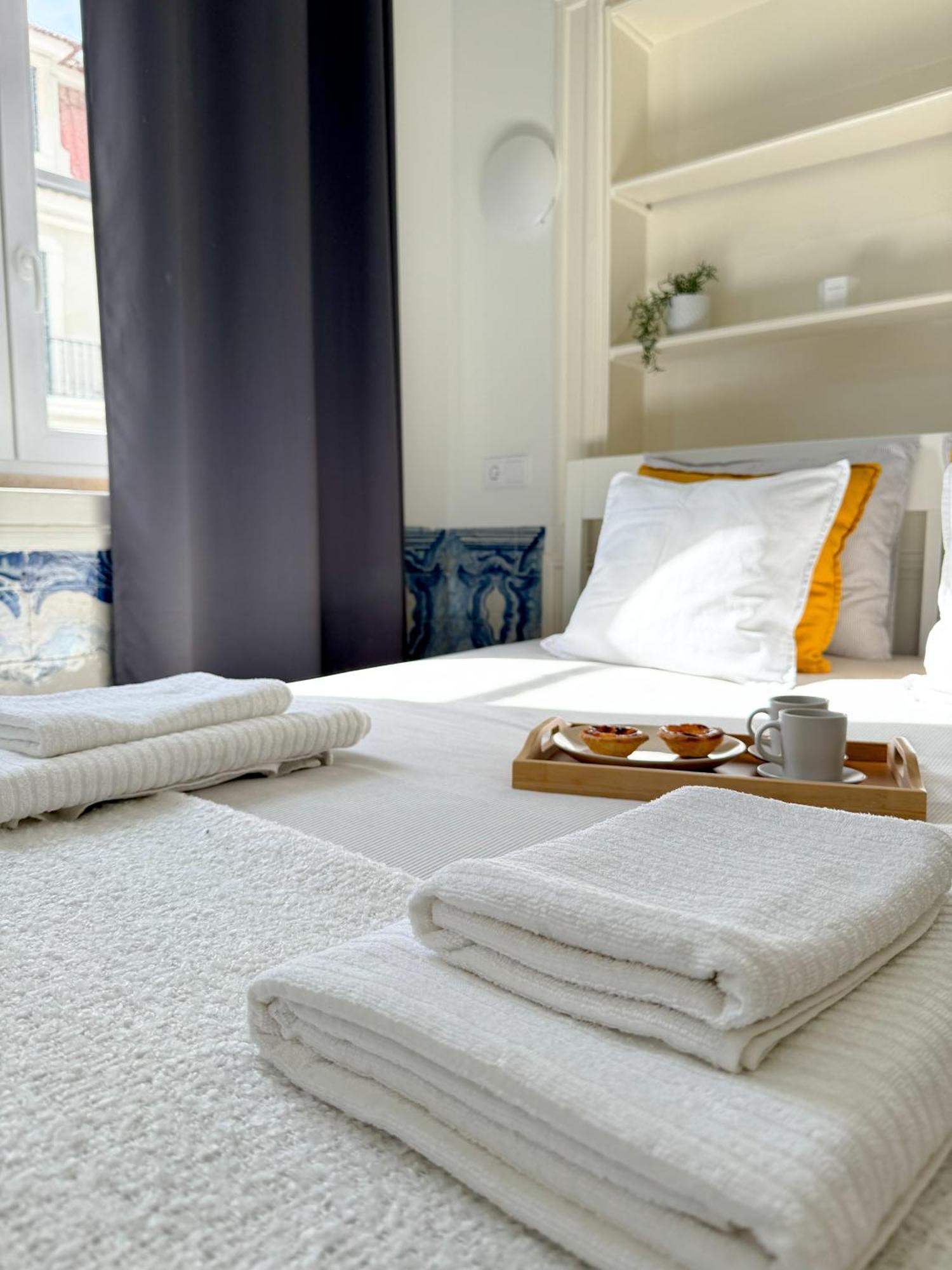 Cozy Room With Shared Bathroom On Rua Augusta Lisboa Exterior foto